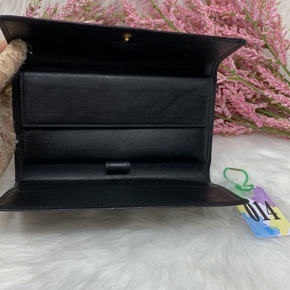 014 Authentic Louis Vuitton Epi Black International Wallet Datecode: CA1914 - Picture 3 of 11